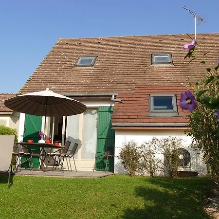 Holiday Mesnil-saint-pere Prázdninový dům